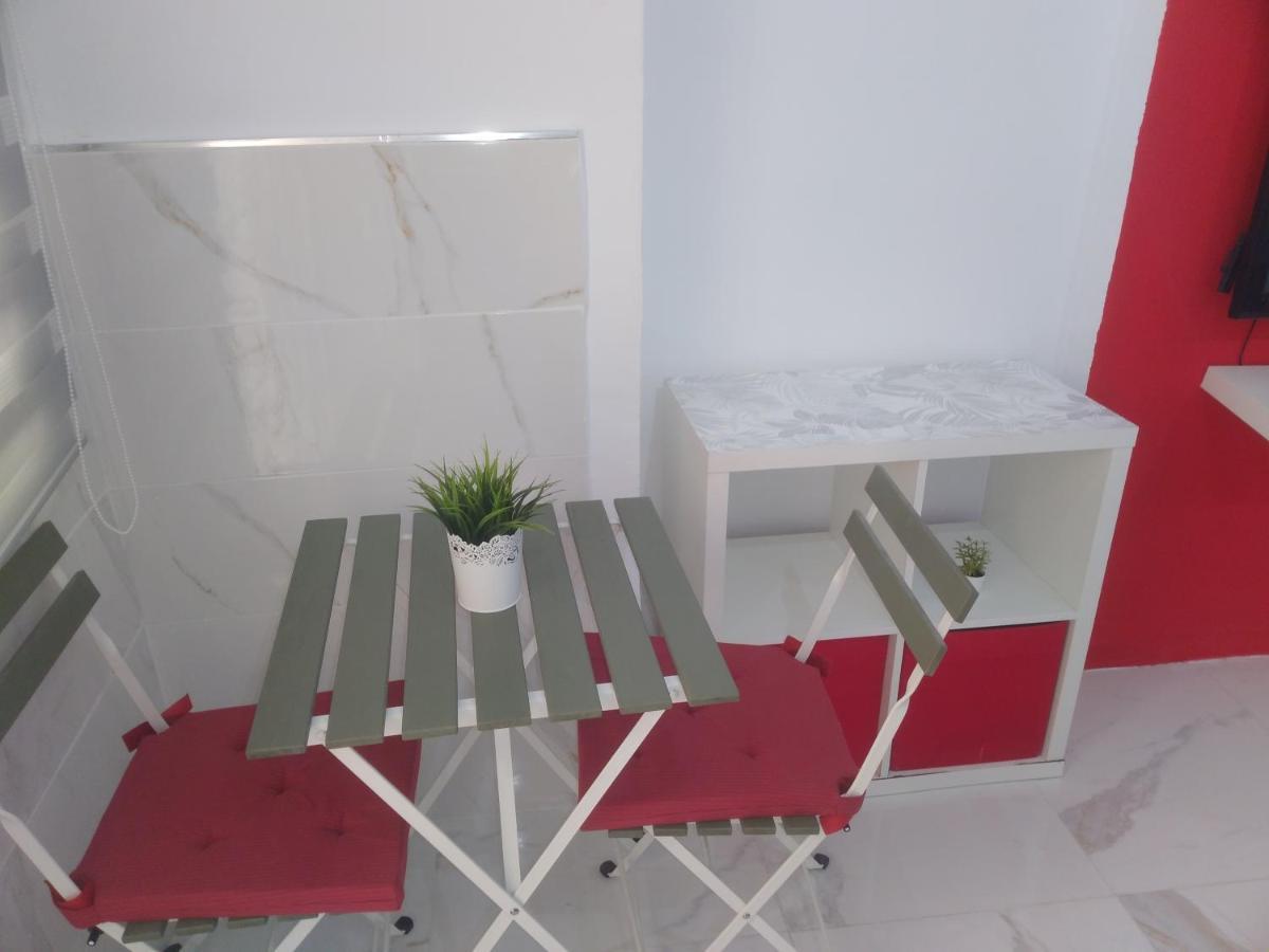 Precioso Apartamento Moderno Cerca Del Carrefour Rosaleda Málaga Exteriör bild
